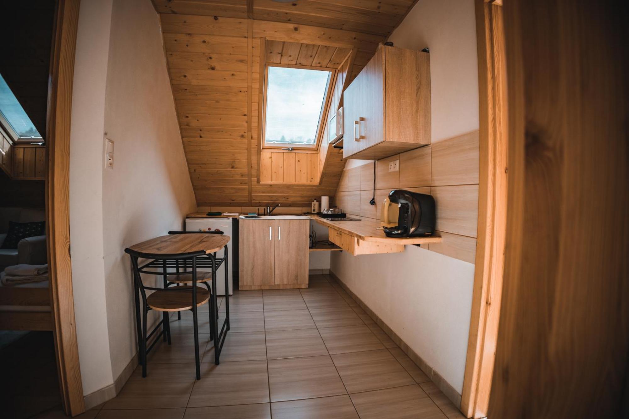Eden Guest House Brezno Buitenkant foto